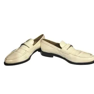 Gucci | Shoes | Authentic Vintage Gucci White Loafers In  display picture 1